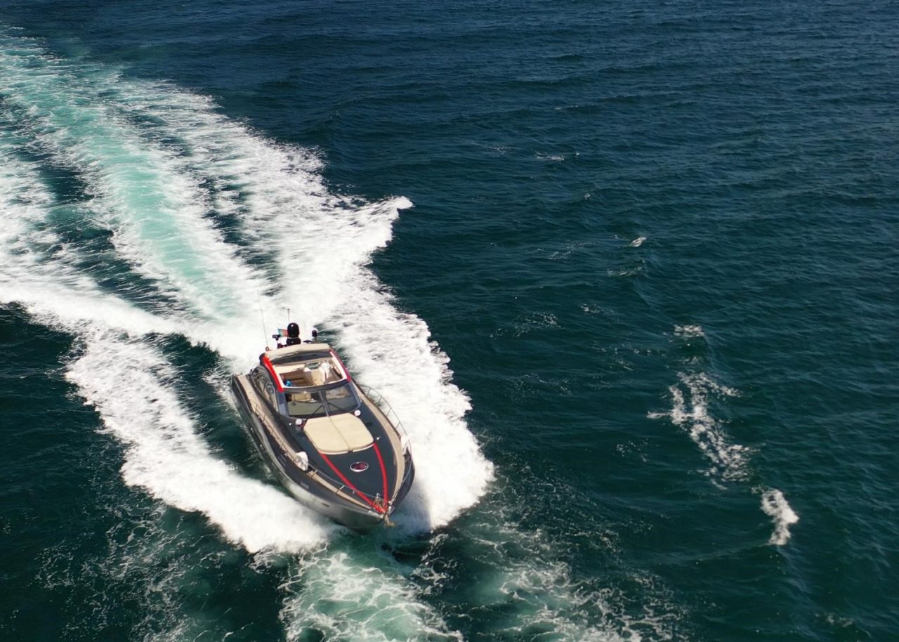 yacht sunseeker predator 60ft vilamoura marina boat charter Algarve 3