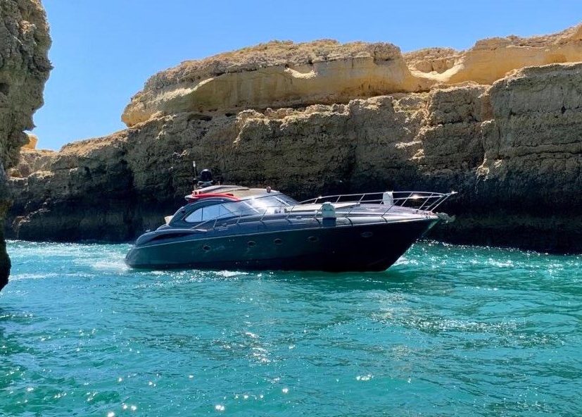yacht sunseeker predator 60ft vilamoura marina boat charter Algarve 9