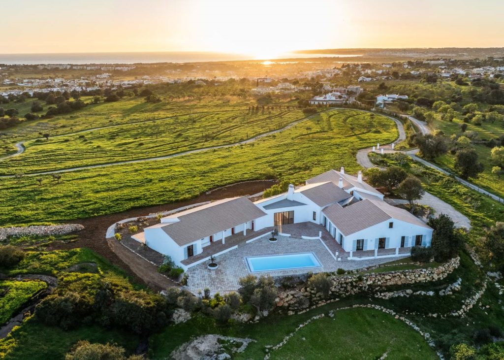 villa rentals in the Algarve