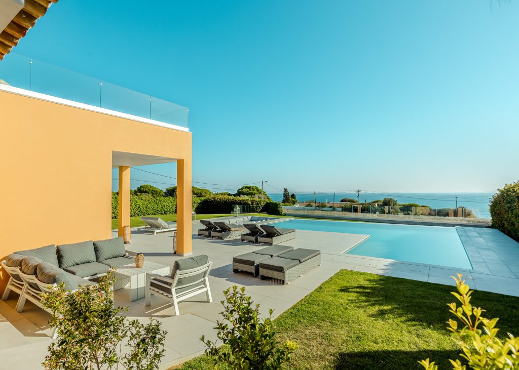 villa rentals in the Algarve